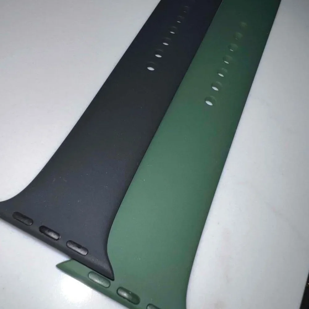 Apple iWatch LONGER SIDE Replacement Band, Lot of 6, Four 40MM , Two 44MM , New